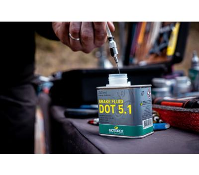 MOTOREX MOTOREX Bremsflüssigkeit BRAKE FLUID DOT 5.1 1x 250 ml Dose Produktbild 1